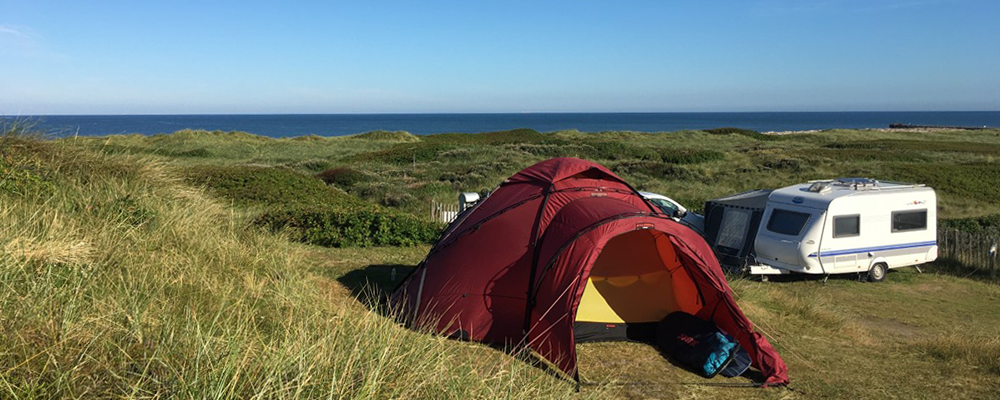 Teltplads på Vorupør Camping med udsigt over Vesterhavet
